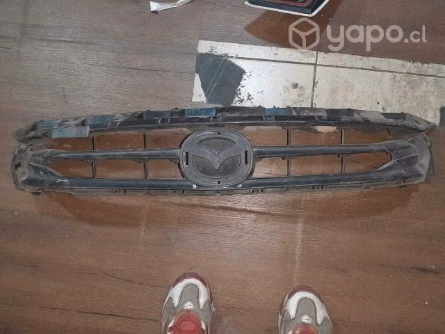Mazda 2 2018 mascara