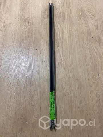 Moldura lame vidrio int tra izq Mahindra XUV 2015