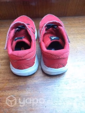 Zapatillas de niño marca New Balance