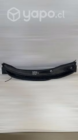 Rejilla torpedo Nissan Versa 2012 2019