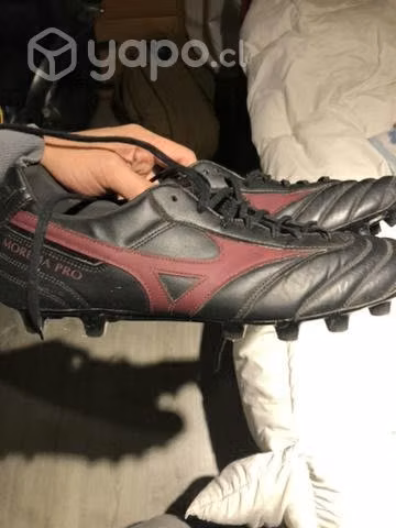 Zapatos de fútbol de cuero natural