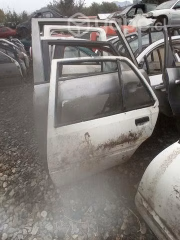 Peugeot 205 Puerta trasera izquierda envio regs