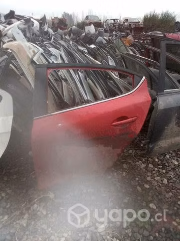 Mazda 3 puerta trasera izquierda 2016 envio regs