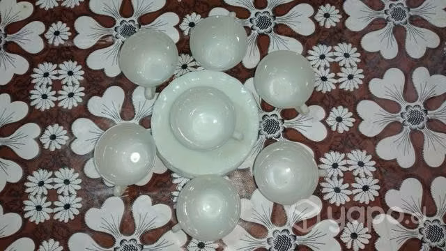 Tacitas + platillo " de cremopal"