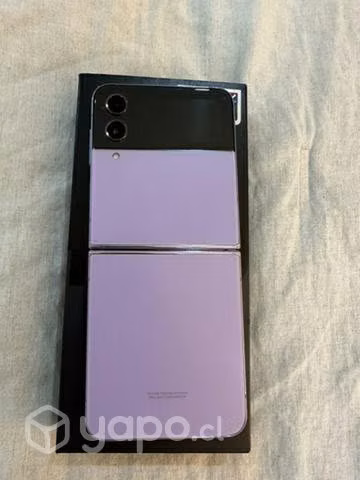 Samsung Z Flip 4