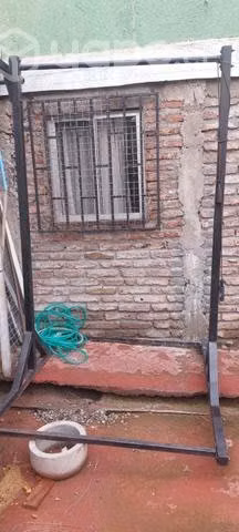 Barra metálica multifuncional calistenia/box