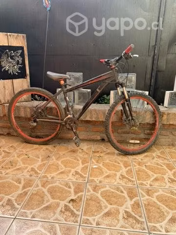 Bicicleta norco usada