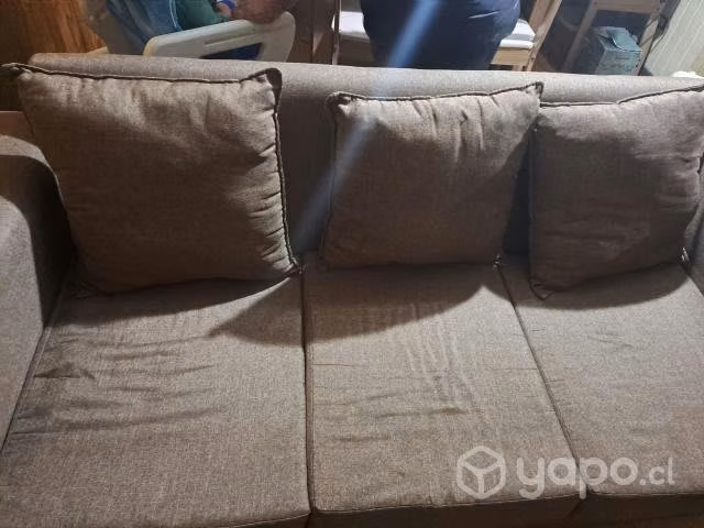 Sofa de 3 cuerpos con 3 meses de uso - Imagen 3