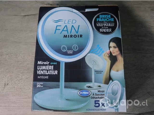 Espejo 3 en 1 con luz led ventilador y aumento