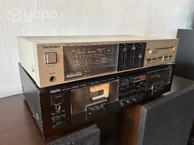 Equipo de audio ochentero