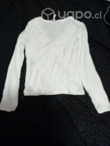 Blusa blanca talla S a M - Imagen 2