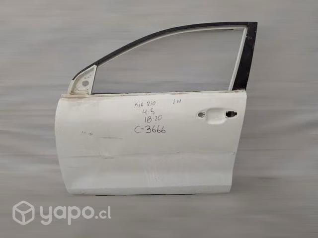 Puerta delantera LH Kia Río 