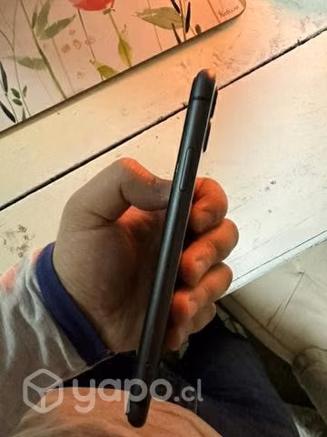 IPhone 11 de 64 GB - Imagen 3