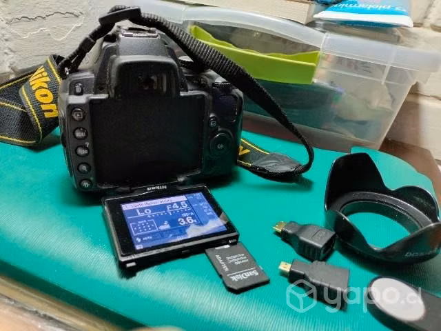 Camara Nikon D5000