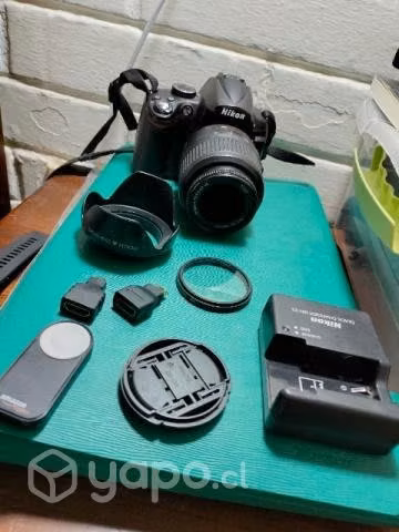 Camara Nikon D5000