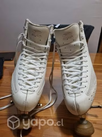 Patines de patinaje artístico