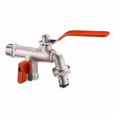 Llave con 2 salidas (Manguera y riego automático)