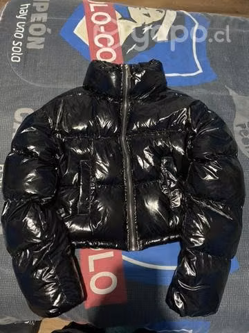 Chaqueta puffa de charol Talla M