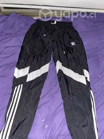 Buso Adidas orginals talla M