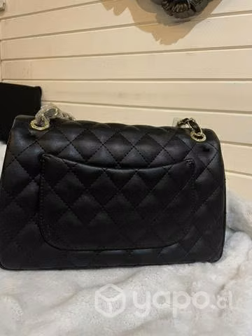 Bolso cuero Chanel piel caviar negro