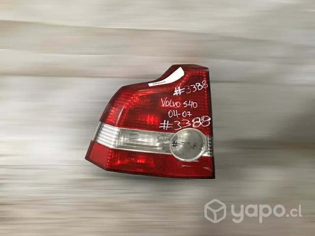 Foco trasero LH Volvo S