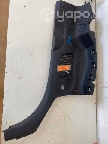 Tapiz cubre pilar tras inf der (MT179) Maxus T60