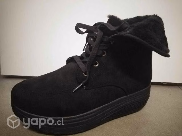 Botas negras con polar - Imagen 2