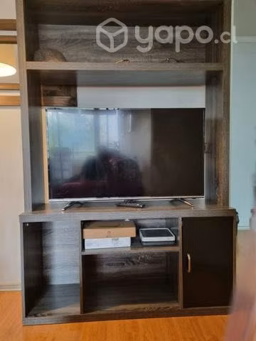 RACK + TV Smart Hisense 43" Poco Uso Conversable