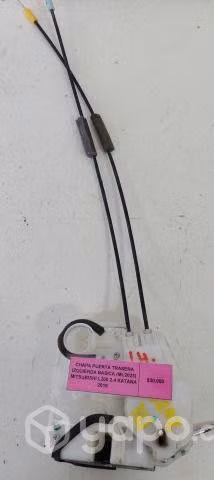 Chapa Pta tra izq Basica (ML2025) Mitsubishi L200