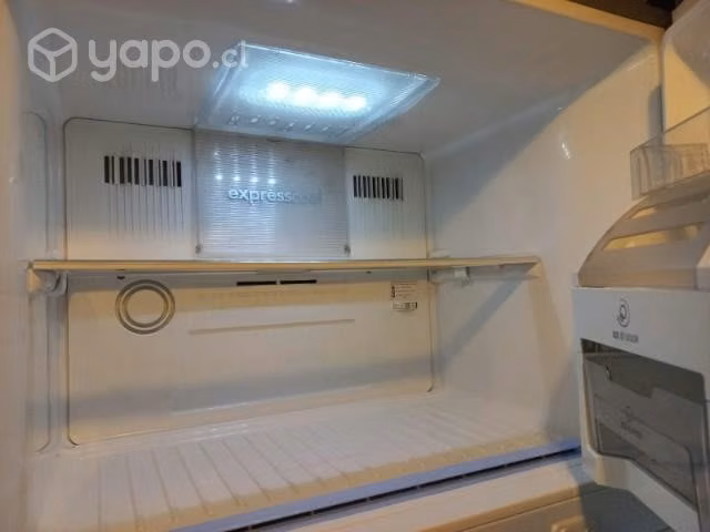 Refrigerador LG top freezer no frost 377 lts.