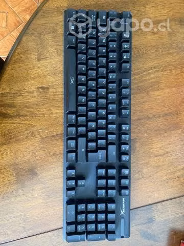 Teclado gamer hyperx
