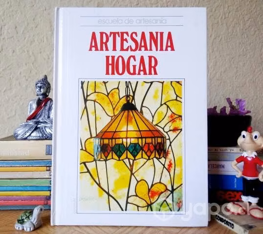 ARTESANÍA HOGAR / Escuela de Artesanía / Tapa dura