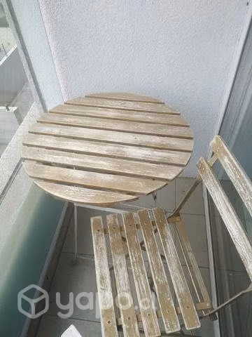 Terraza con 2 sillas