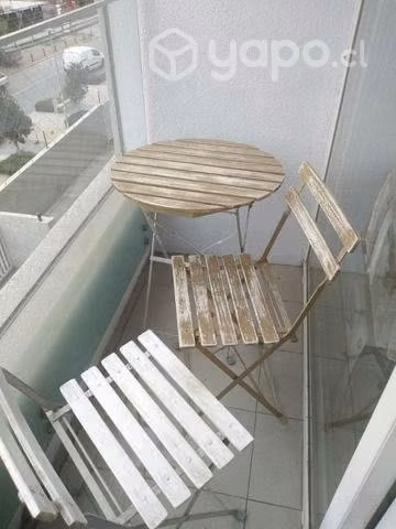 Terraza con 2 sillas