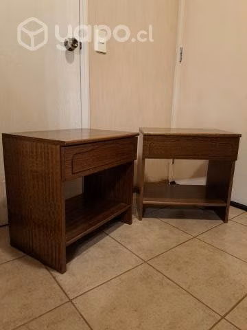 Veladores y respaldo de cama