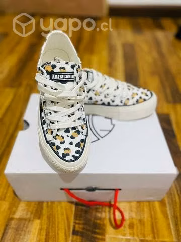 Zapatilla de mujer