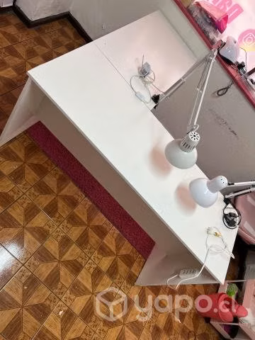 mesa manicure