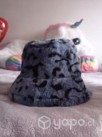 Gorros peludos
