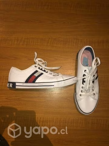Zapatillas Tommy Hilfiger talla 44 - Imagen 2