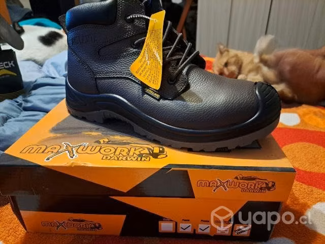 Zapato de seguridad Marca MAXWORK DARWIN número 42
