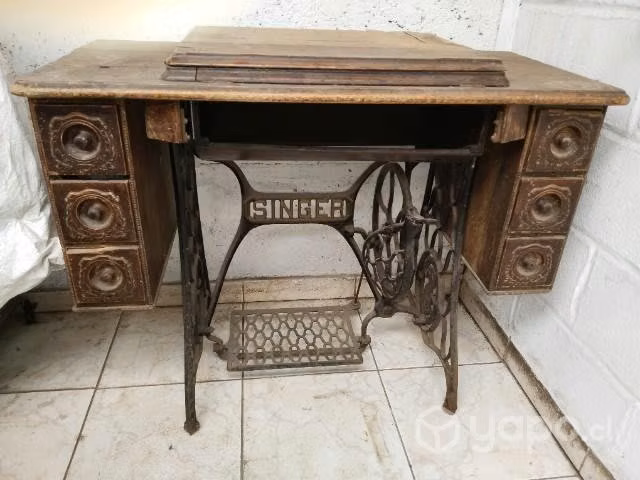 Mueble de maquina de coser