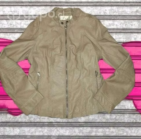 Chaquetas y pantalones a $5 mil - Imagen 2