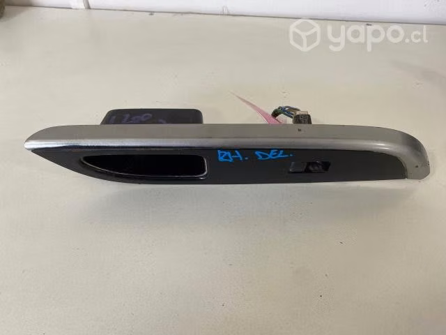 Boton alza vidrio pta del der Mitsubishi L200 2017