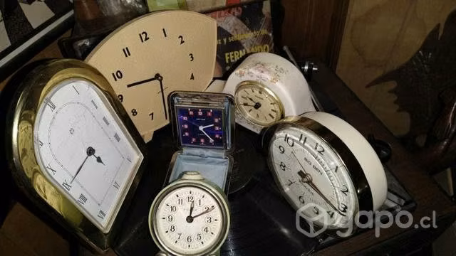 Antiguos relojes retro vintage decoracion u adorno