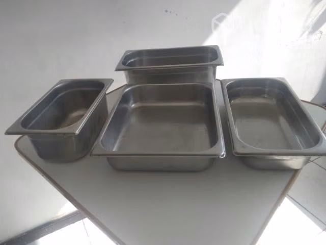 4 bandejas de inox españolas - Imagen 2