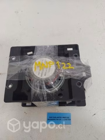 Par Parlantes (MNP122) Mahindra Pik Up 2.2 2020