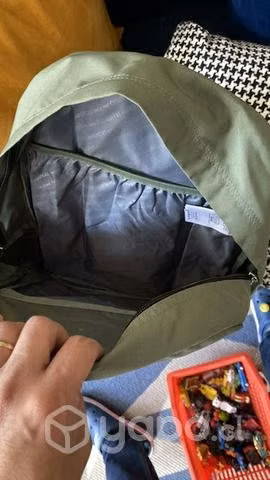 Mochila Jansport muted green gran capacidad 31L