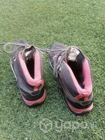 Bototo quechua Treking mujer MH 500