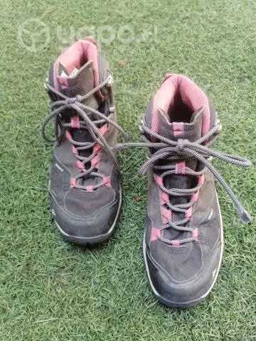 Bototo quechua Treking mujer MH 500