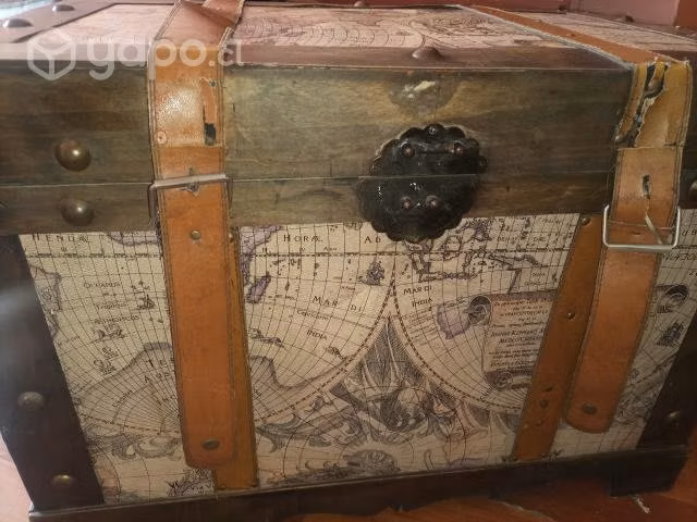 Lindo baúl, con detalles